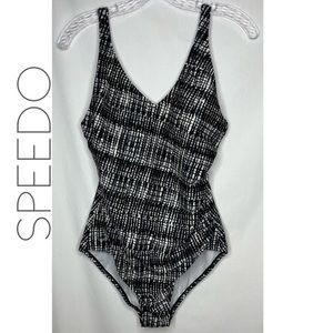Speedo sport lap swimming women’s one piece swimsuit size 12 Large free shipping
